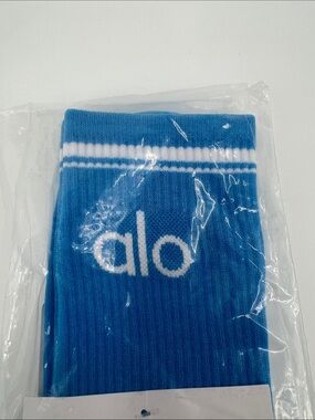 ALO Yoga Men's Blue Crew Socks with White Logo Stripes